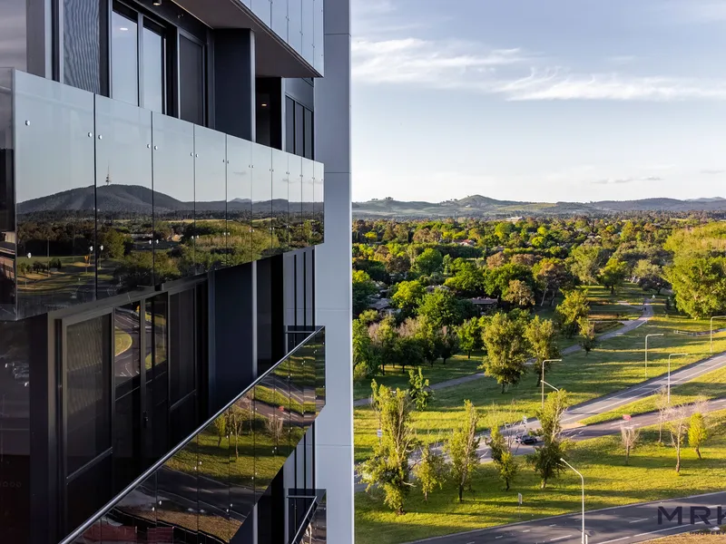8th floor apartment with exceptional views