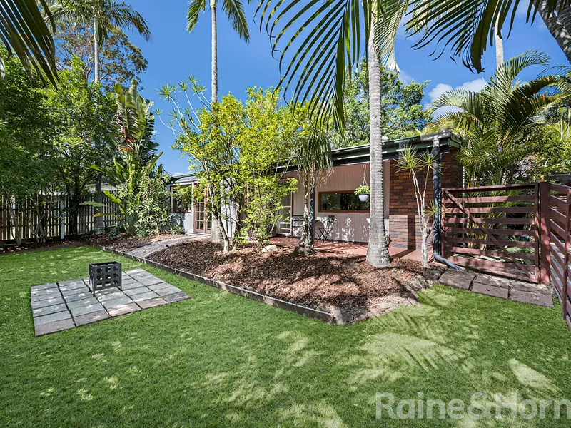 Character & Charm on Large 705m2