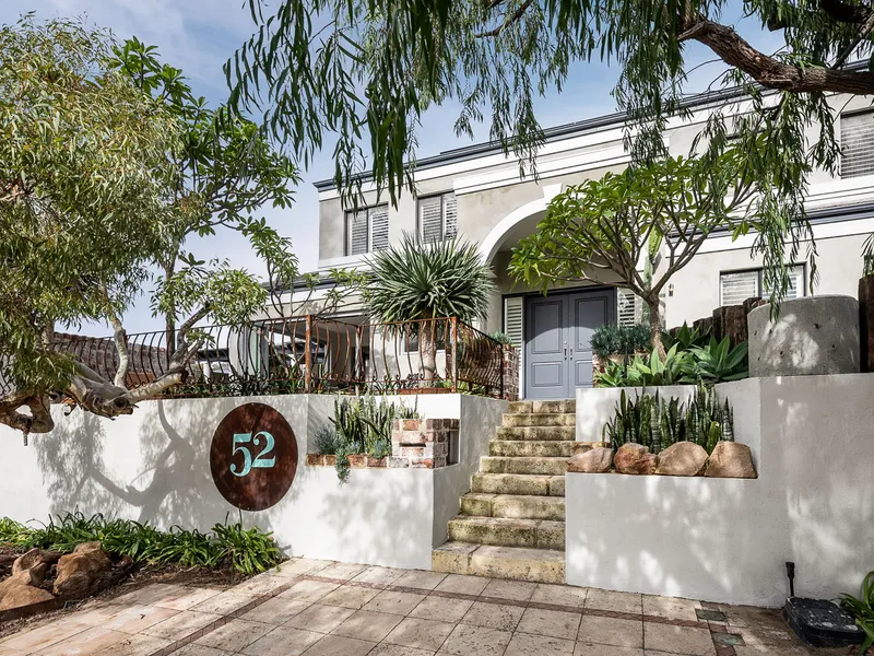 Stunning Family Home – Golf Course on Your Doorstep