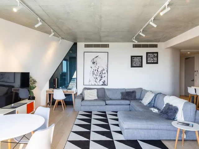 Inner City Penthouse Fully Furnished 