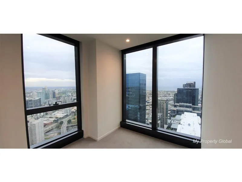 2 Bedroom Apartment on level 36!