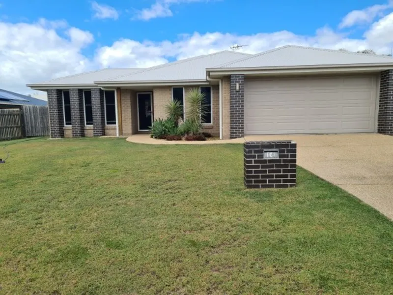 MODERN 4 BEDROOM HOME WITH DOUBLE SIDE ACCESS