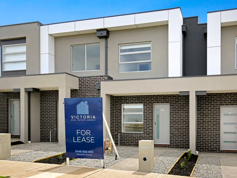 AFFORDABLE TOWNHOUSE!