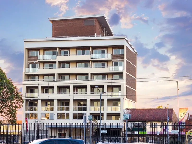 PRIVATE INSPECTIONS & VIDEO TOURS AVAILABLE - 200m TO FAIRFIELD STATION