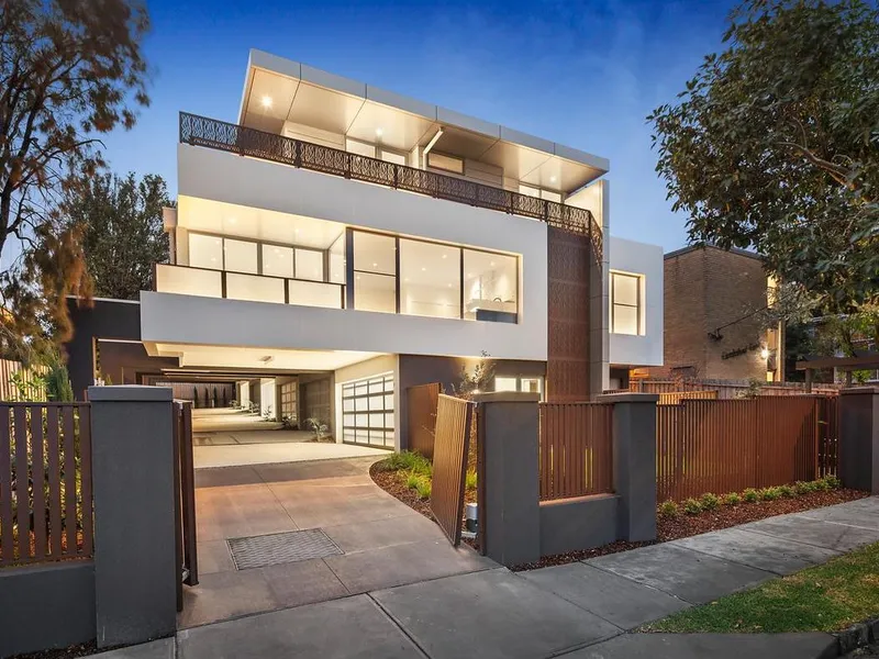 Nice home & Luxury Living are ready for you