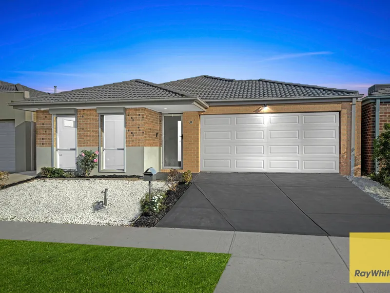 Seize the opportunity of a lifetime in the heart of Tarneit!