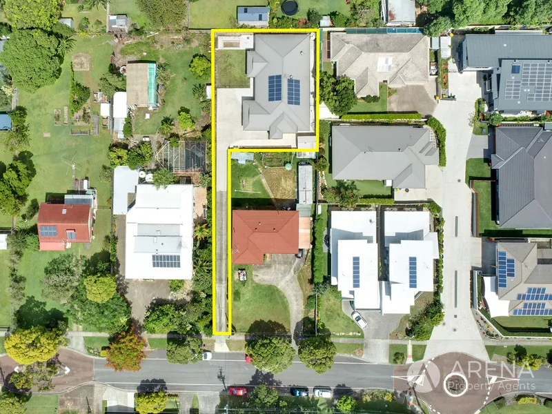 Modern family home. Large block. Desirable Street - The Ultimate Hat Trick.