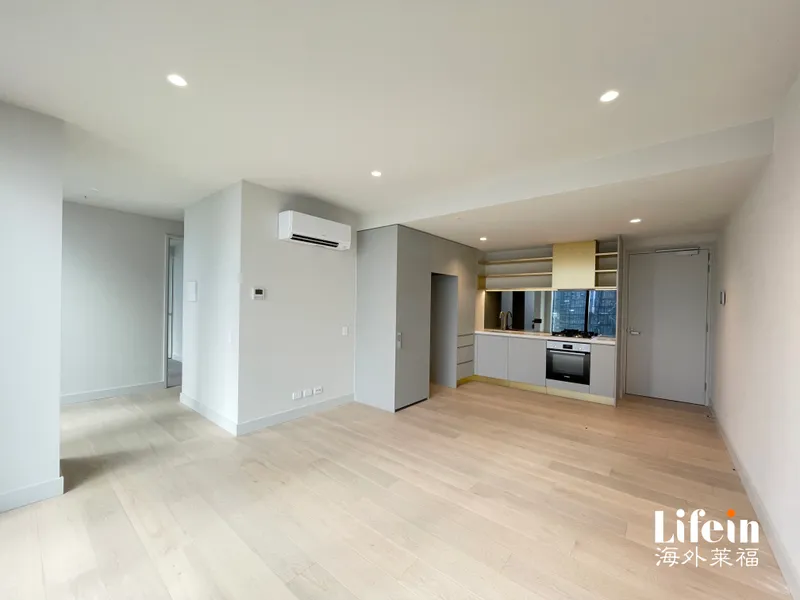 Paragon - Stylish, Spacious and Modern Apartment 