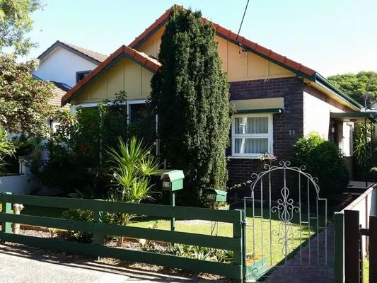23B CRAWFORD ROAD, BRIGHTON LE SANDS