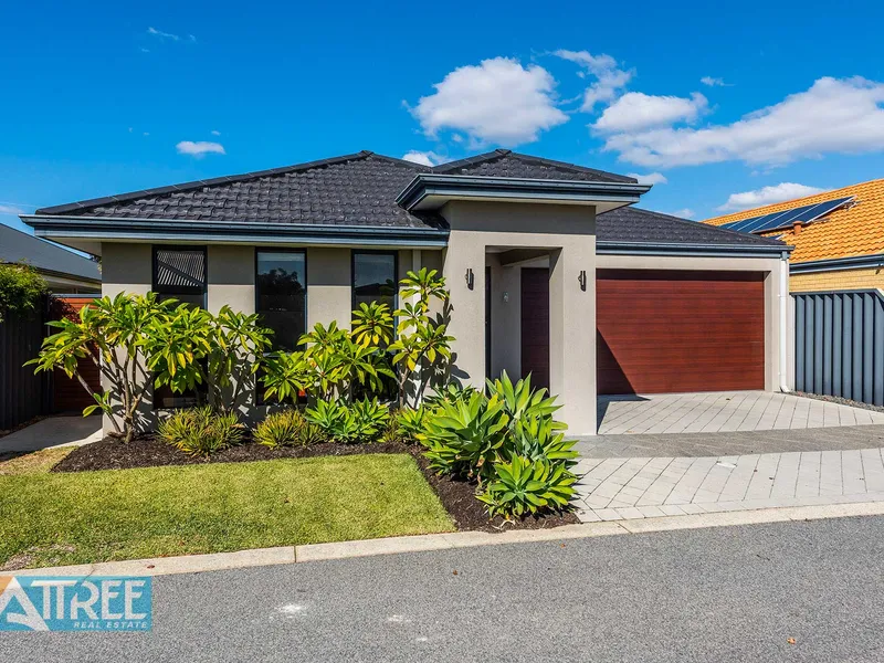 PARKFRONT LIVING AT ITS FINEST! SORRY NO PETS 