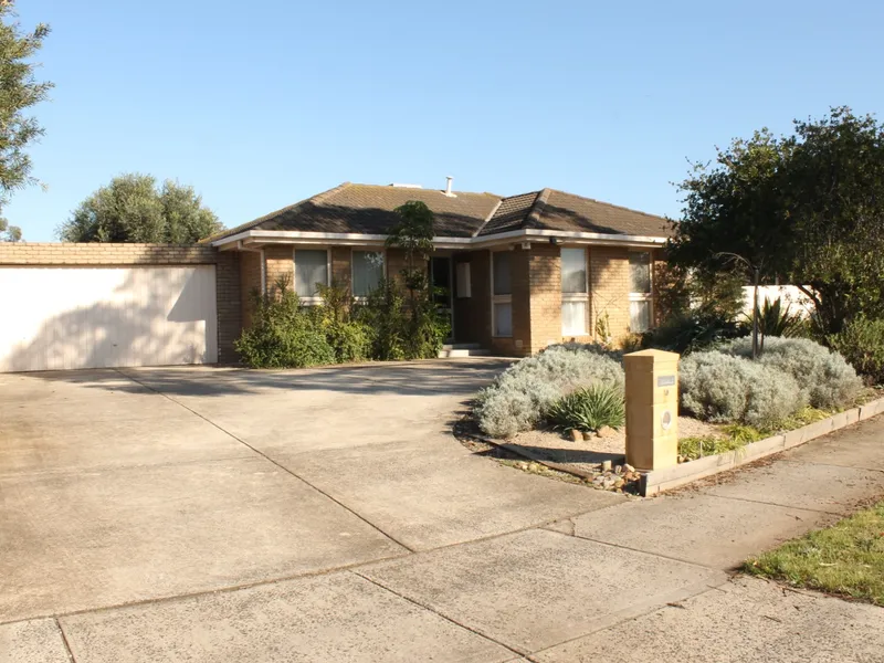 Inviting Family Spaces In A Lifestyle Location! Available Now