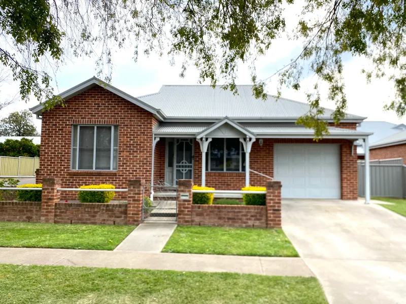 Beautiful Home in a Fantastic Location
