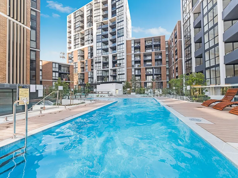 Condition as NEW 1 Bed Apartment 1 Bath 1 Car + Storage