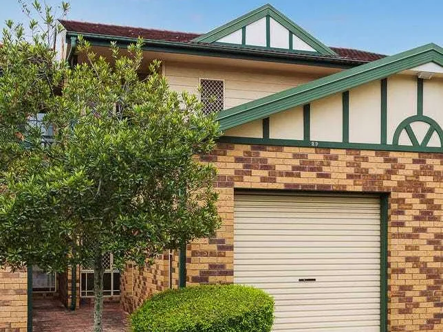 Perfect Townhouse In A Great Location