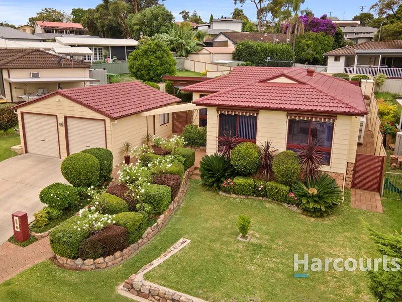 Flawless Home with Beautiful Gardens, Peaceful Surrounds & Super Central Address