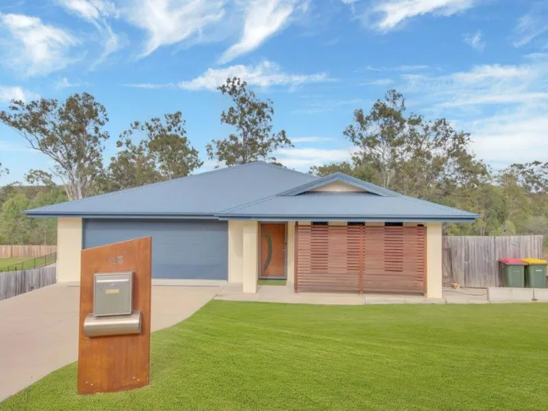 A Family Home That Shouts 