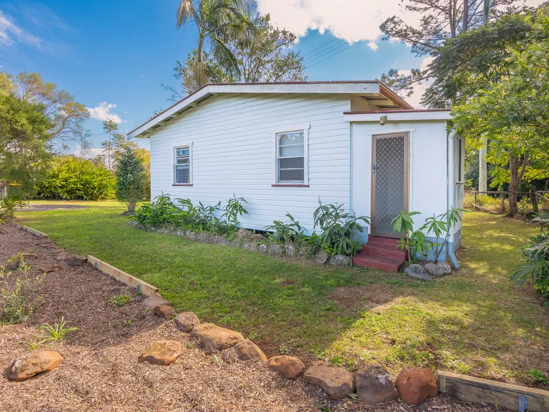 Cozy 2 Bedroom Cottage