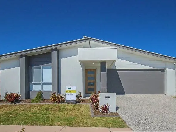 Family Home With Air Conditioning!
