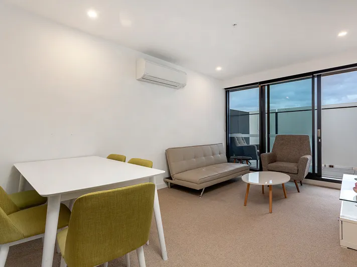 2 Bedroom Located In The Heart of Richmond 