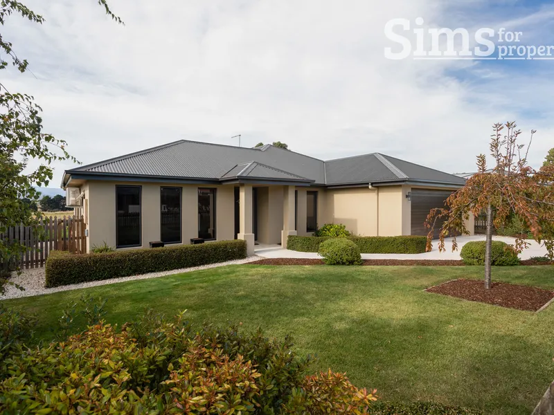 Quiet and Peaceful in Evandale