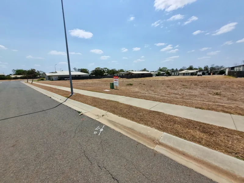 1357M2 FREEHOLD BLOCK