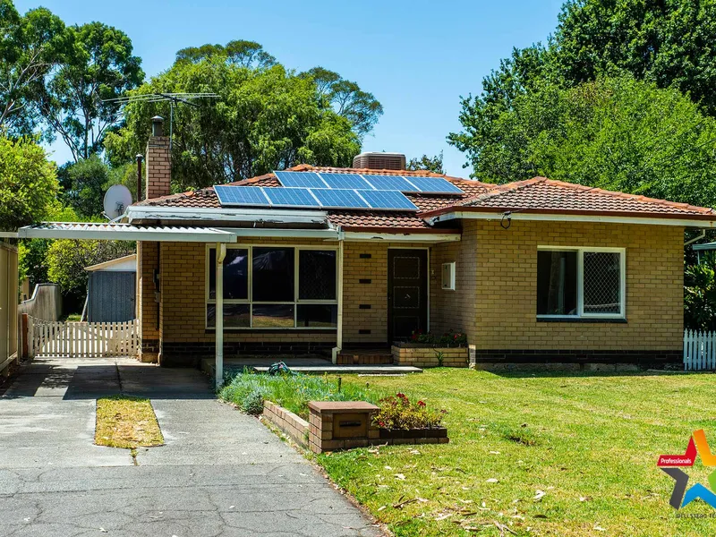 ULTIMATE LIFESTYLE BY THE RIVER!