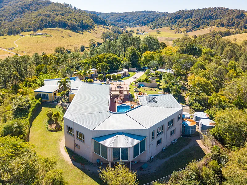Hilltop Mansion in a Beautiful Acreage