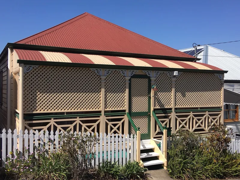 Large renovated house close to all amenities