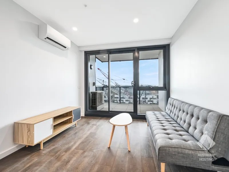 Furnished Panorama Box Hill with walking distance to Box Hill Central