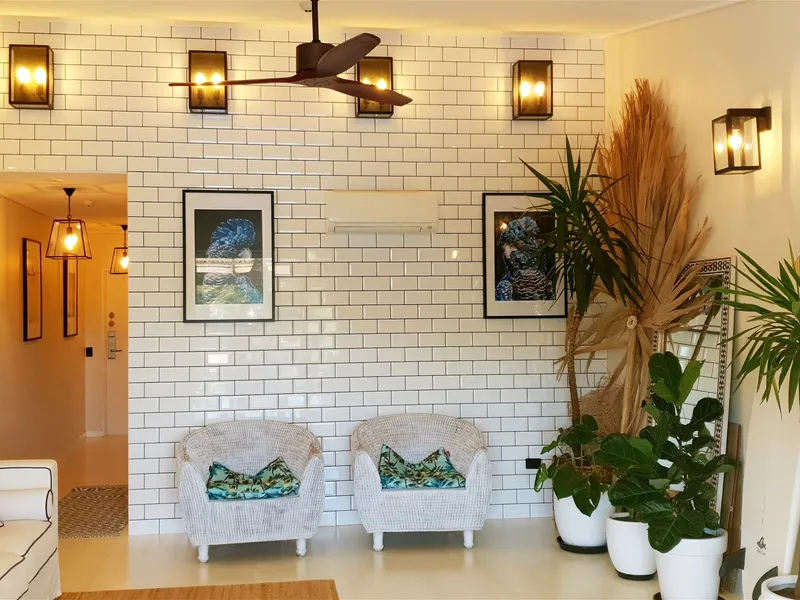 Hampton Living Deluxe Top level 1BR Apartment at South Stradbroke Island