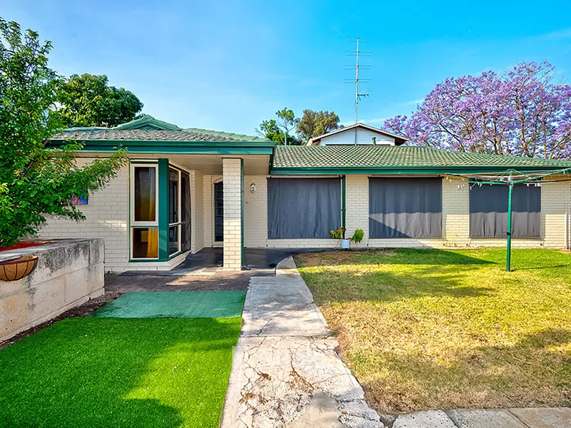 Large Eaton Home with Granny Flat