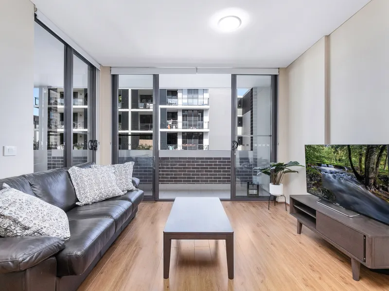 Modern, Spacious & Floorboards | Unfurnished