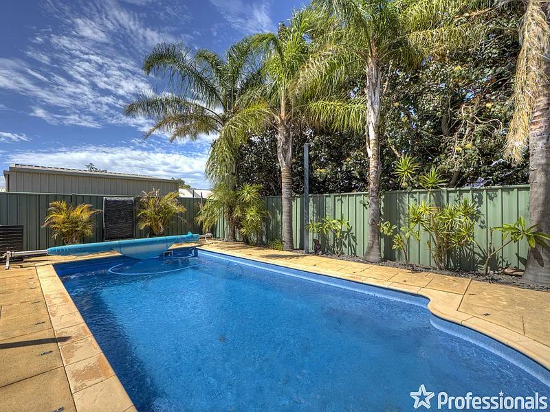 DID SOMEBODY ASK FOR A POOL?