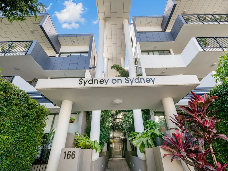 133m2 of Designer New Farm Living in ‘Sydney on Sydney’