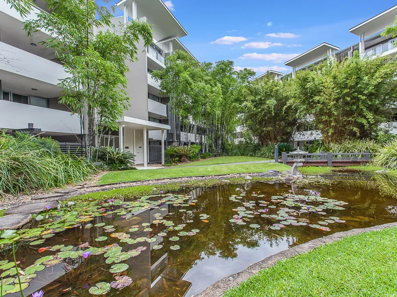 Bowen Hills Best Buying - Immaculate & Very Spacious - Fully Furnished & Well Positioned Level 2.