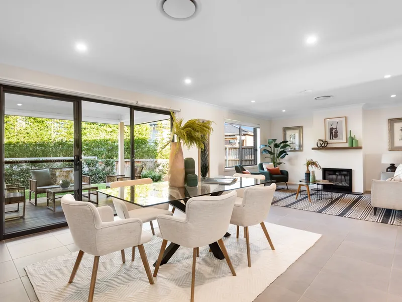 Contemporary Family Home, Large Proportions, Prime Location