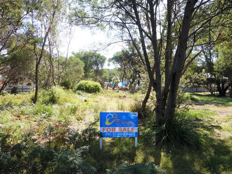 ON THE WAY TO THE 90 MILE BEACH! 