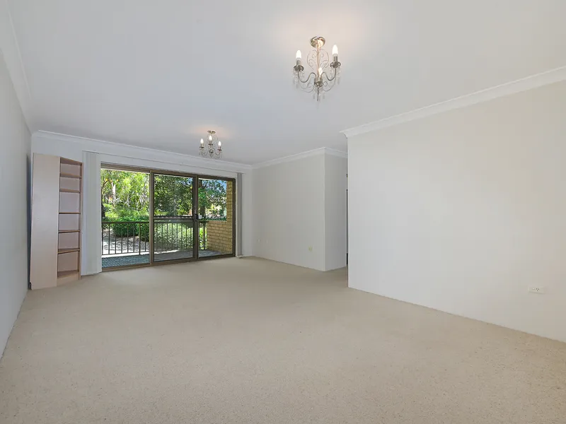 Quality apartment in handy location