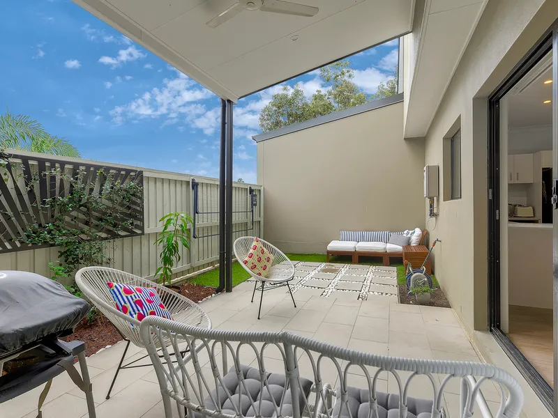 Modern Townhouse Living with Resort Style pool