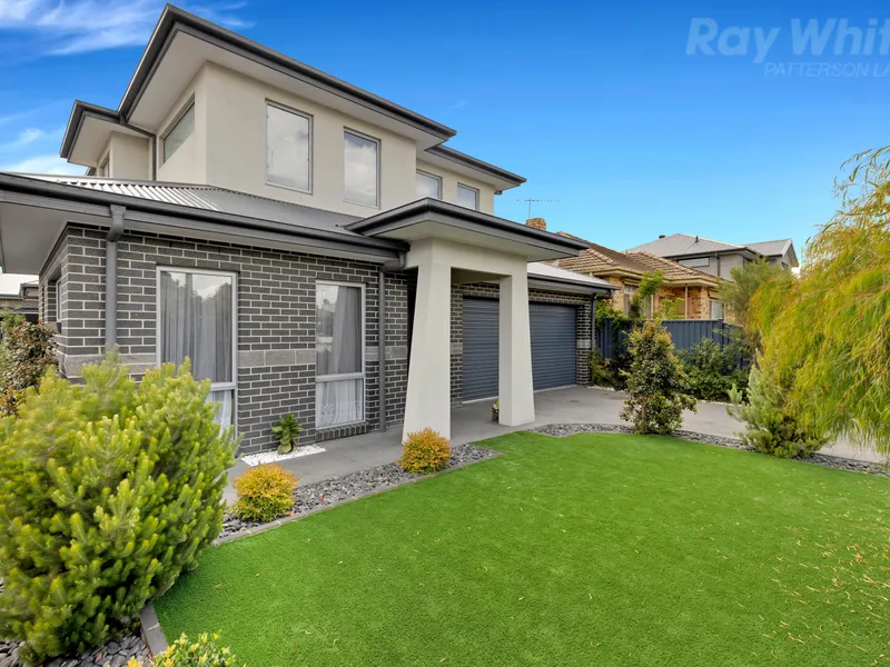 There's so much to love about this home - impressive beachside beauty.