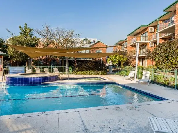 THREE STOREY TOWN HOUSE IN SECURITY COMPLEX