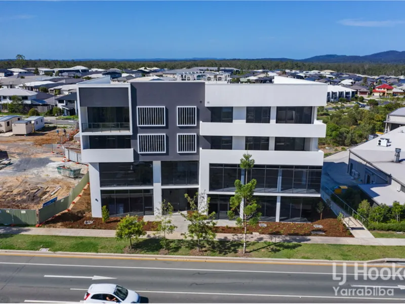 Breath Taking Views in Ultra Modern Apartment!