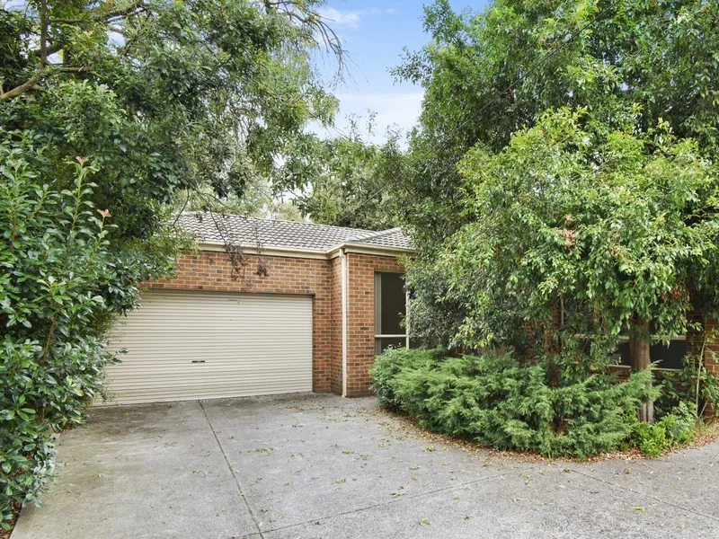 NEWLY UPDATED FAMILY HOME | CLOSE TO TRANSPORT