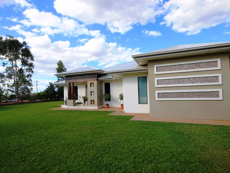 LIVE IN A ESTATE OF LUXURY AT 16 ESTATE AVE