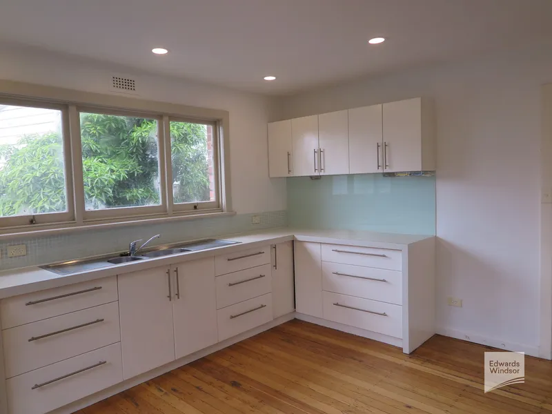 Three bedroom unit in quiet location