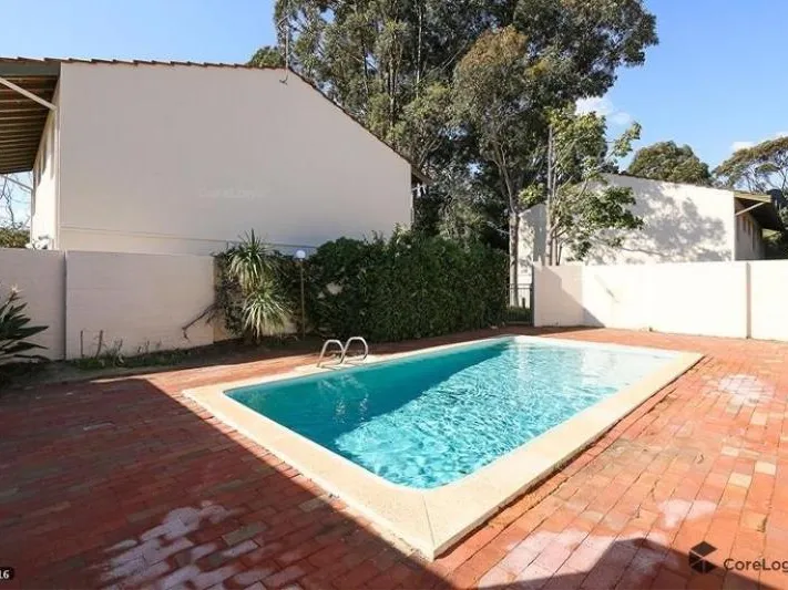 Perfectly Located Furnished Townhouse-YOU MUST REGISTER FOR ALL HOME OPENS