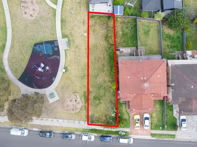 VACANT LAND 256SQM BLOCK (approx.)