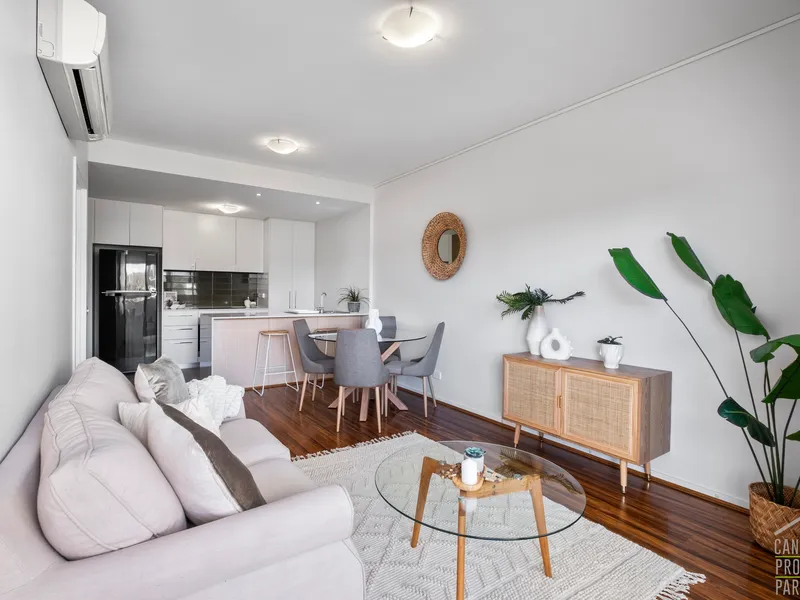 Neat As A Pin In An Ultra-Convenient Location