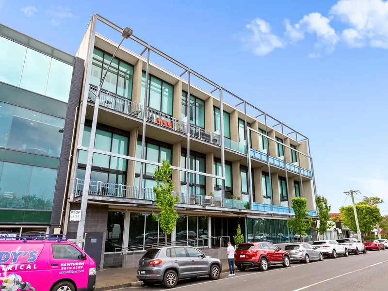 Studio apartment in highly convenient Malvern location