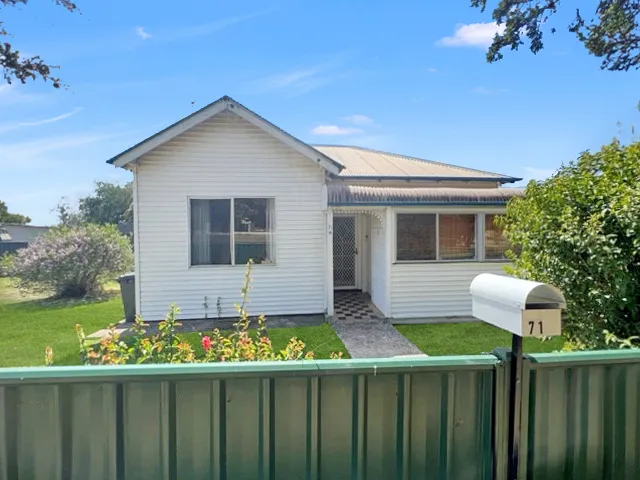 Three Bedroom Home Close to Main Street